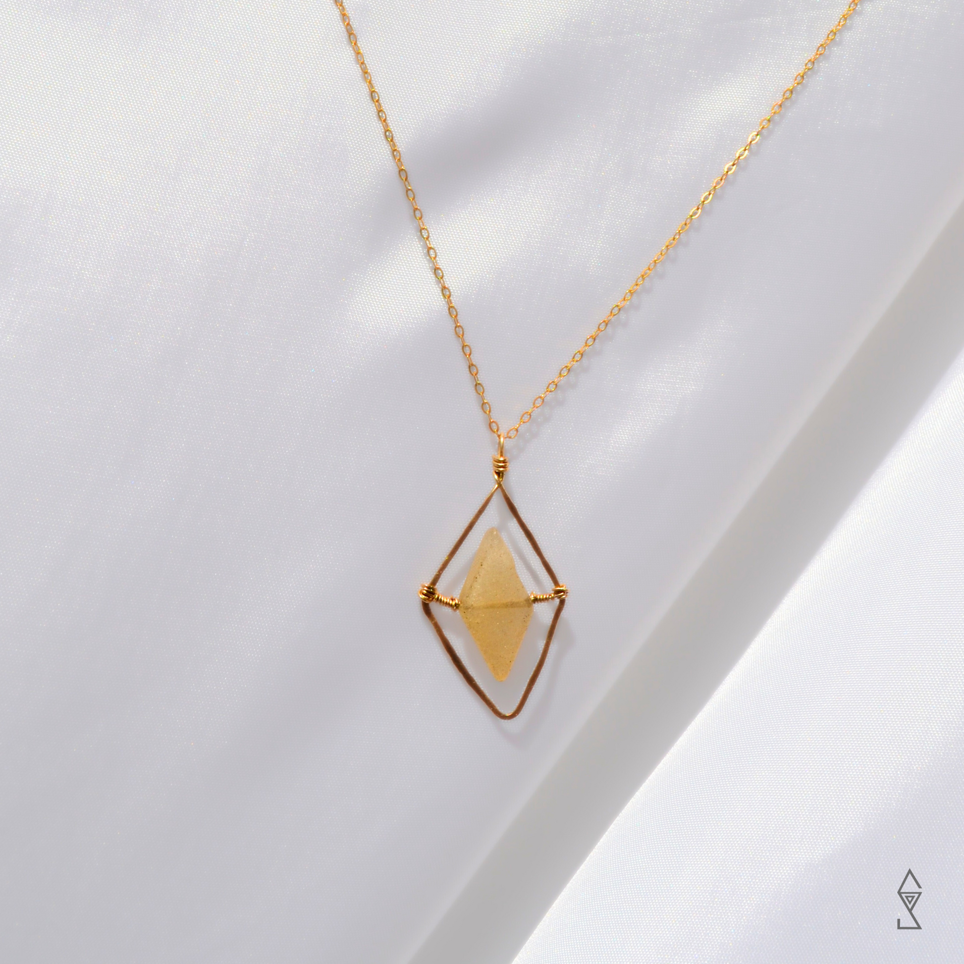 Yellow Aventurine crystal meaning discover the benefits of yellow aventurine jewelry