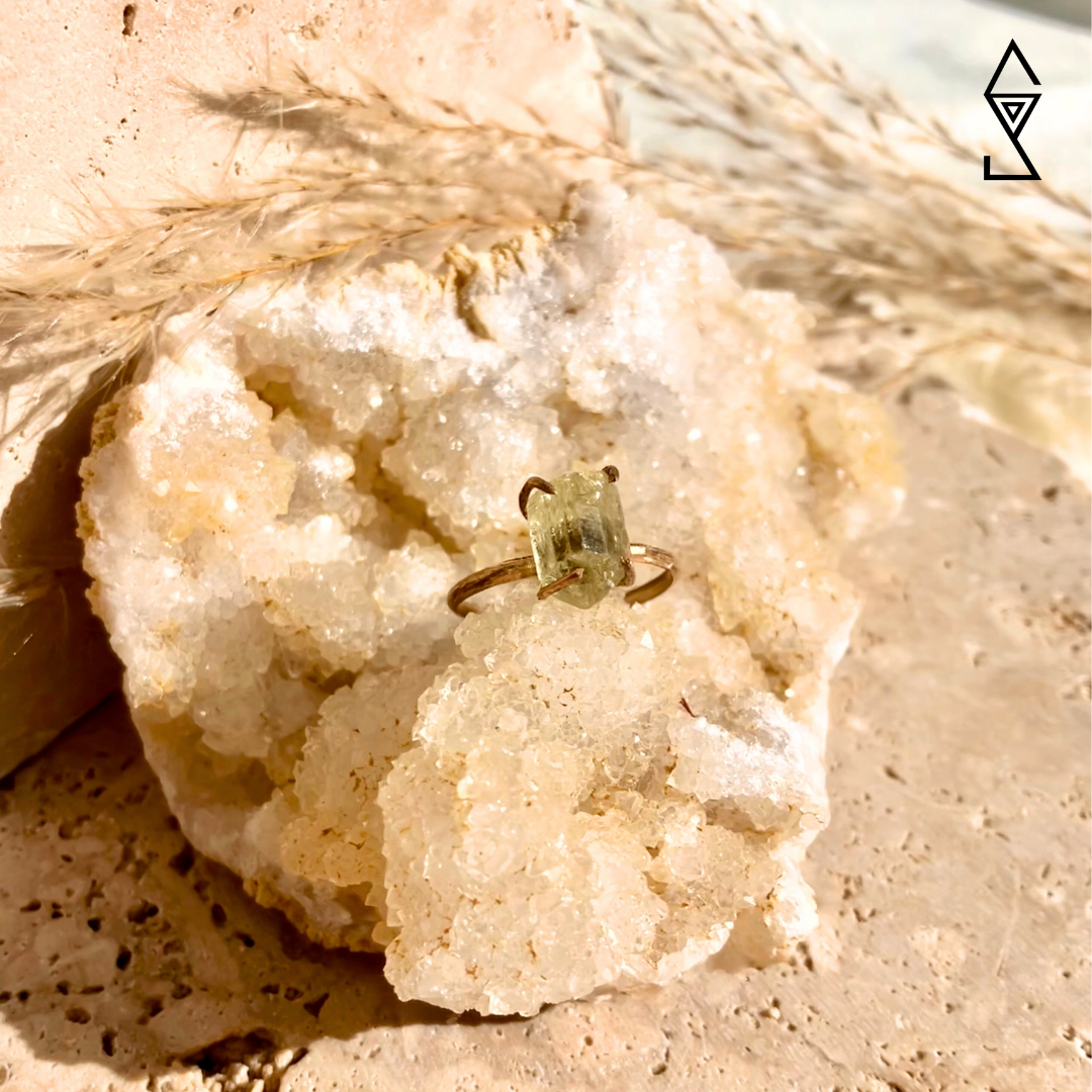 Natural Heliodor Crystal RIng For Mental Health and Solar Plexus Chakra Healing to combat Self Doubt and Disassociation. Discover Heliodor Crystal Healing Properties