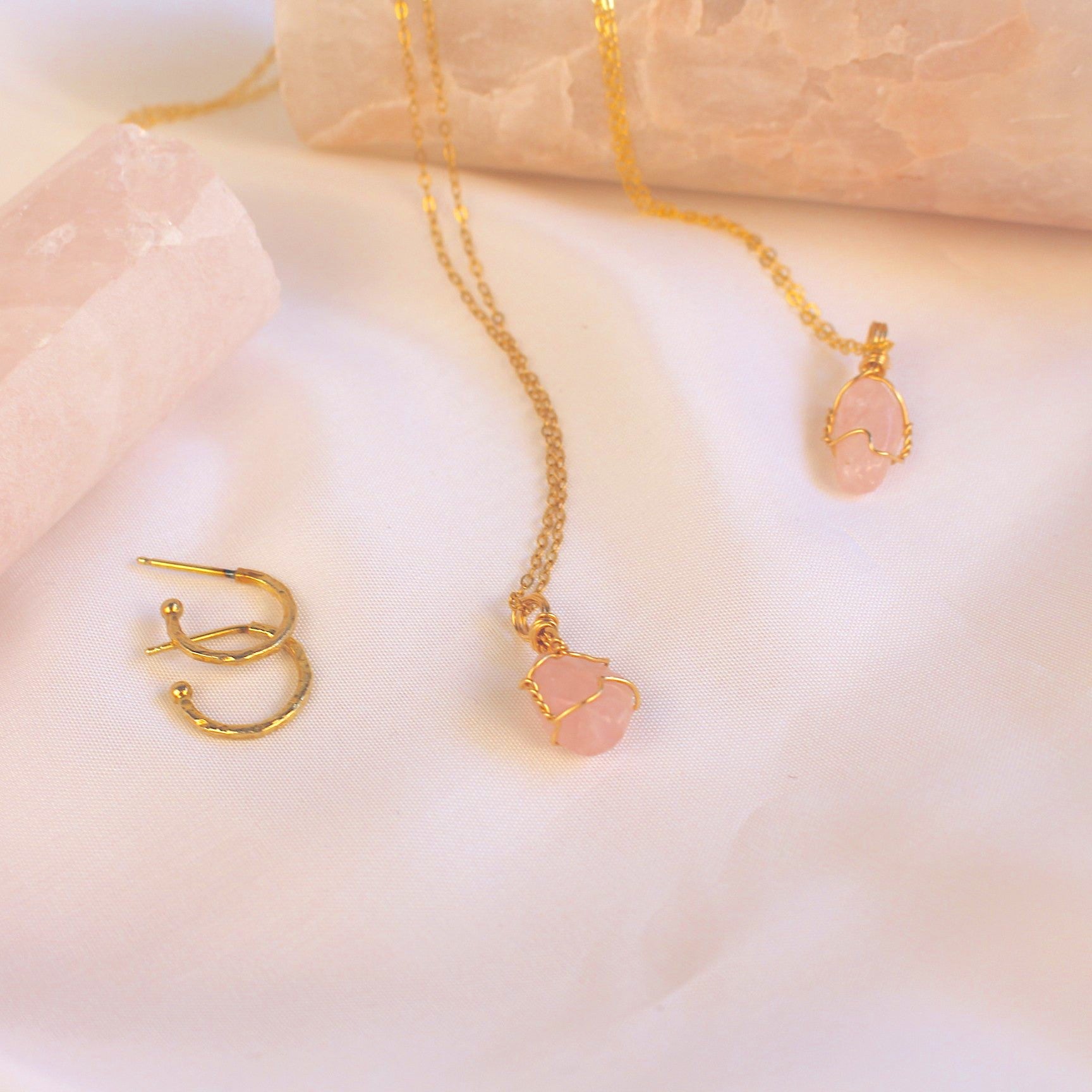 Rose quartz deals necklace price